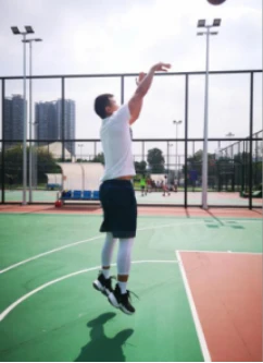 哪里可以找到有效的篮球进步训练计划?_2